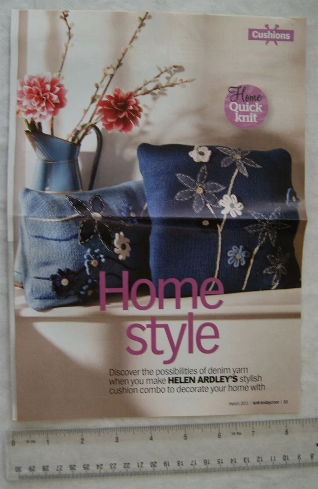 2011 pattern for flower cushions, DK - Image 1 of 1