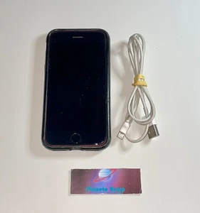 Apple iPhone SE 2020 128go - Red Product - Cable • Batterie 80% Case Rhinoshield - Photo 1/10
