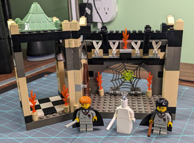 LEGO Harry Potter: The Chamber of the Winged Keys (4704) Complete No Box / Instr