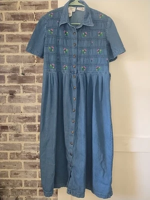 Vintage 90s Karin Stevens Denim Dress Womens 12 Petite Blue Floral Embroidered * - Image 1 of 4
