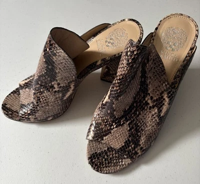 Sandalias Vince Camuto Para Mujer Estampado Piel de Serpiente Tacones en Bloque Punta Abierta Talla 9 M Foto 1 de 4