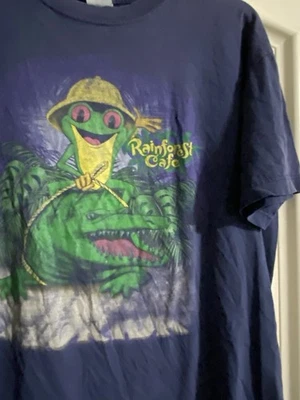 Camiseta vintage con gráfico de selva tropical para hombre Foto 1 de 4