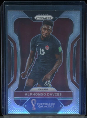 2022 Panini PRIZM world cup ALPHONSO DAVIES 1st canada card - Image 1 of 2