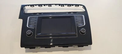 Autoradio Alpine Golf VII originale codice 5G0919605 con mascherina - Immagine 1 di 4