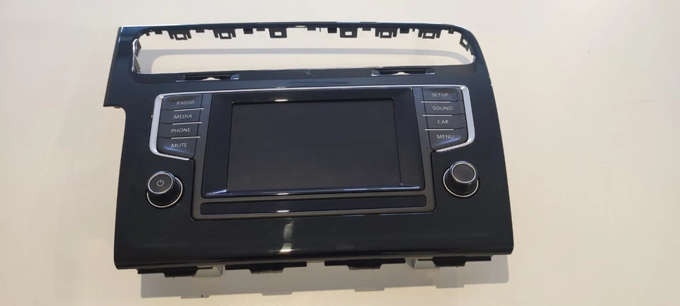 Autoradio Alpine Golf VII originale codice 5G0919605 con mascherina - Immagine 1 di 4