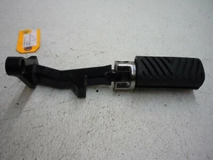 VICTORY 98 99 00 01 02 V92C REAR PASSENGER RIGHT FOOT PEG + BRACKET MOUNT OEM - Bild 1 von 7