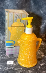 OLD VINTAGE AVON DECANTER- COUNTRY STYLE COFFEE POT YELLOW FULL W/ Box - Picture 1 of 6