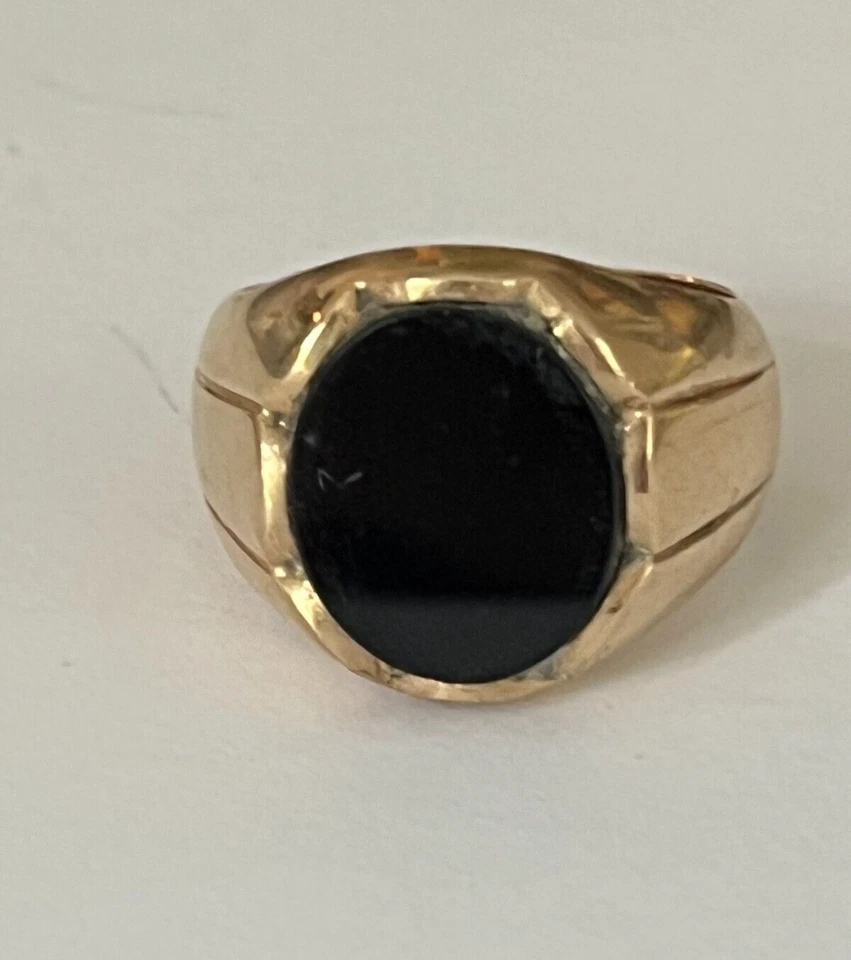 5856- Bague Chevalière Or Jaune Onyx - Photo 1/4