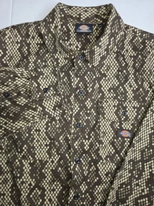 DICKIES Men's Medium Snakeskin Long Sleeve Shirt Classic Country Outdoors -605 - Picture 1 of 9