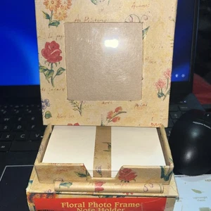 Karton Blumen Fotorahmen Notizhalter mit Bleistift Giftco - Bild 1 von 5