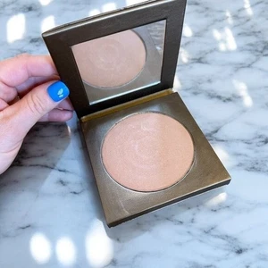 Bronceador facial y corporal impermeable Tarte Park Avenue Princess - Imagen 1 de 8