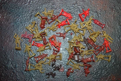 Scala HO Lotto Miniature Atlantic DAK Tedeschi Rivoluzione Russa OOP non dipinti - Immagine 1 di 3