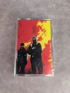 TWENTY ONE PILOTS Clancy NEW CASSETTE Fueled By Ramen Cracked Case - Imagen 1 de 4
