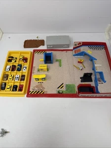 Vintage Micro Machines Lot Of 16 Vehicles And Incomplete Service Station. - Picture 1 of 6