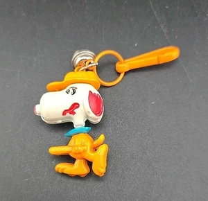 Rare Vintage 1980s Snoopy Dog Bell Charm Retro Plastic Clip Baseball Necklace - Bild 1 von 2