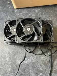 EK-Vardar EVO 120er Black/White 2200pm for Water Cooling - 7 Pieces - Picture 1 of 2