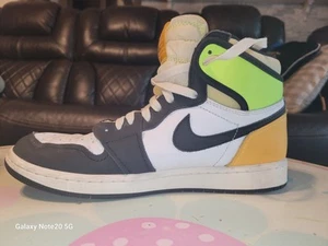 Size 8 - Air Jordan 1 High Volt Gold - Picture 1 of 9