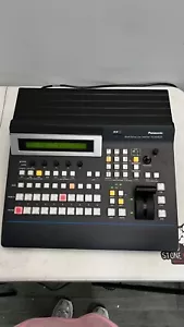 Multi Format LiveSWITCHER PANASONIC AV-HS400 A - Bild 1 von 3
