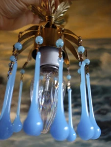 Opalin Vintage Blau Makkaroni Perlen Tole Messing Babyzimmer SWAG Lampe Kronleuchter - Bild 1 von 12
