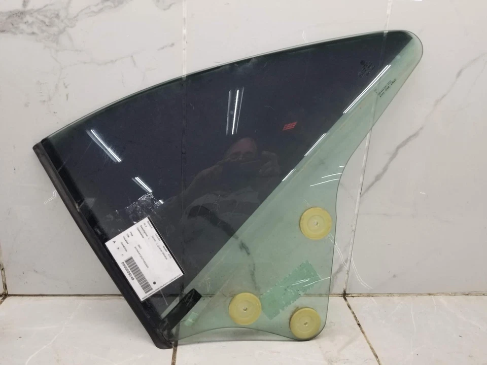 2007 VOLKSWAGEN EOS REAR LEFT QUARTER GLASS #009149 - Image 1 of 4