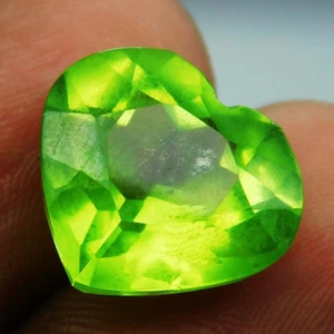 Green Excellent Peridot Heart Shape 10.10 Ct Natural Loose Gemstone CERTIFIED - Picture 1 of 7