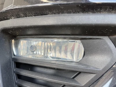 二手驾驶灯适合:2019 年福特 Expedition 雾灯卤素 A 级 — 第 1/4 张图片