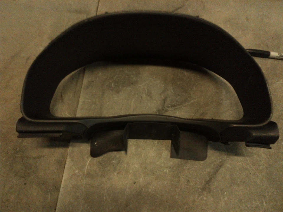 02 INFINITI Q45 INSTRUMENT CLUSTER SPEEDOMETER TACH ODOMETER TRIM BEZEL MOLDING - Image 1 of 1