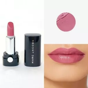 Lápiz labial crema labial MARC JACOBS Le Marc KISS KISS BANG BANG 0,03 oz, MINI, NUEVO SIN CAJA - Imagen 1 de 4