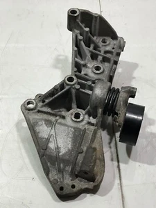 SOPORTE ALTERNADOR Y POLEA RENAULT CAPTUR 2014 MK1 1.5 DCI 8200669494 /2013-19 - Imagen 1 de 9