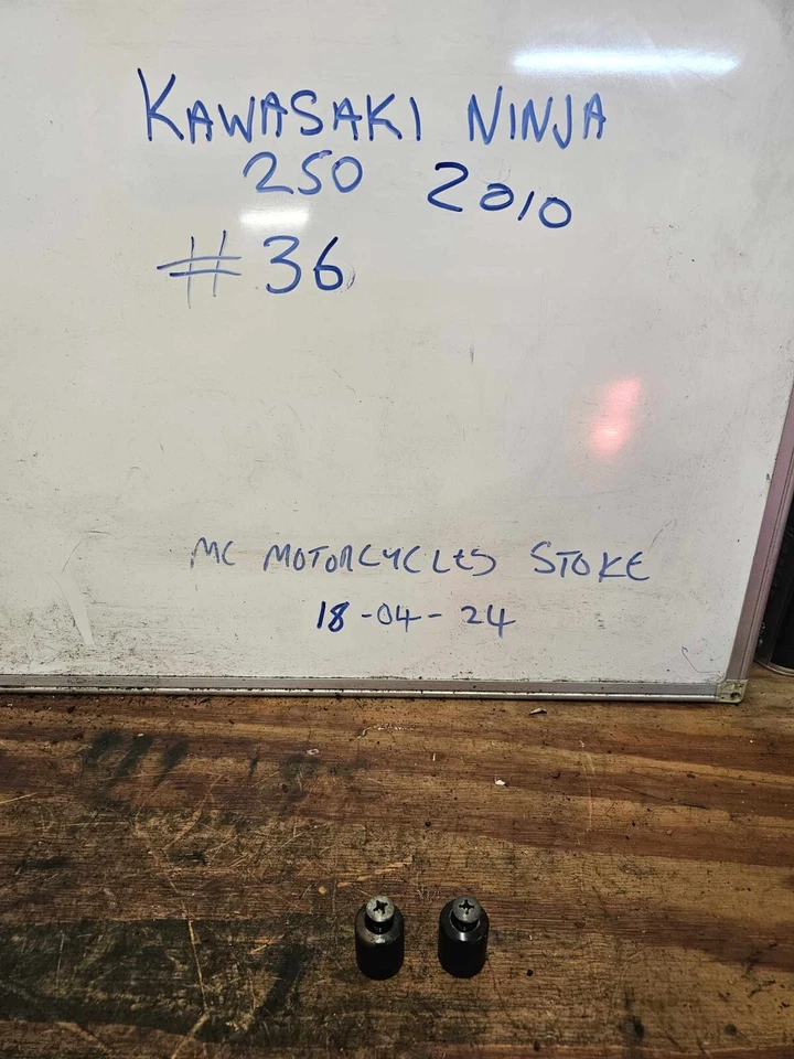 Barra Kawasaki Ninja 250r termina 2008 a 2012 Foto 1 de 1