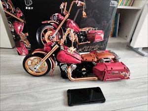 Retro Harley Davidson Motorcycle Model Kit Building Blocks Toy 1:5 Scale, 2111p - Picture 1 of 5