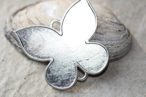 5pc Silver Large Butterfly Bracelet Connector Charms 1-3 day Shipping - Picture 1 of 2