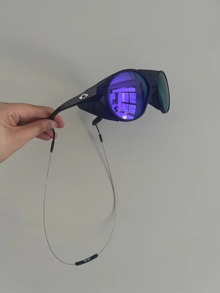 Oakley CLIFDEN OO9440 Matte Black Purple Lens Sunglass New - Image 1 of 4