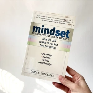 EUC Mindset: The New Psychology of Success - Paperback - Carol S. Dweck, Ph.D - Imagen 1 de 6
