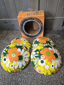 Tapacubos Krazee Hubs Flower Power de colección raros años 60 - Imagen 1 de 7