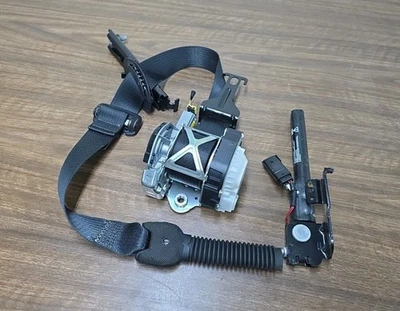 2016-2019 Ford Explorer Front RH Passenger Side Black Seatbelt Retractor OEM - Image 1 of 4