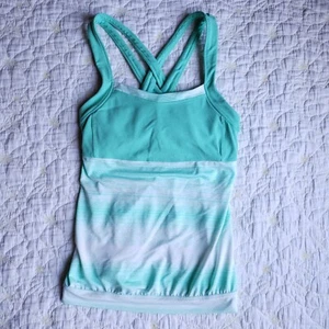 Athleta Womens Size M Stride Crunch and Punch Tank Mint Green - Picture 1 of 6