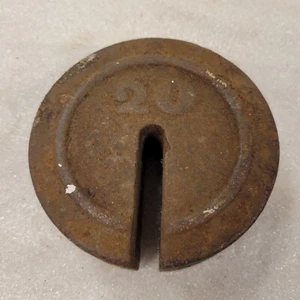 VINTAGE CAST IRON 20 PLATFORM SCALE 4 3/8" ROUND SLOTTED ~ 5 LBS - Picture 1 of 3