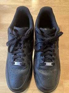 Nike AIR FORCE 1 LOW '07 Black Black. (315122-001). Men's 11. Pre-Owned. - Picture 1 of 5