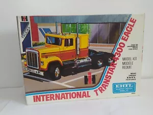 1/25 ERTL BLUEPRINT INTERNATIONAL TRANSTAR 4300 EAGLE NUEVO - Bild 1 von 7