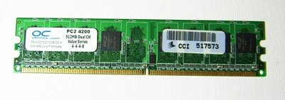 OCZ PC2 4200 512 Dual CH Value series 4-4-4-8 RAM de escritorio Foto 1 de 2