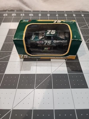 Morgan Shepherd #75 Remington Arms 1996 Ford Thunderbird 1:64 Revell 10.080 Foto 1 de 4