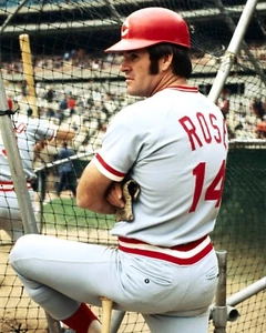 Pete Rose Staring out at the Field Cincinnati Reds 8x10 MLB Baseball Photo - Picture 1 of 1
