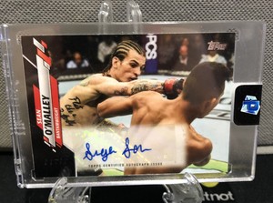Sean O’Malley 2020 Topps Black Auto 14/50 UFC Bantamweight Champion