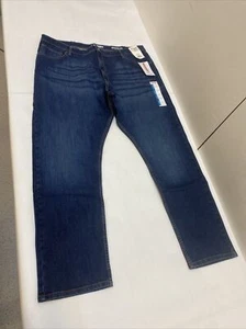 Wrangler Men's Free-to-Stretch Athletic Fit Jean - Dark Blue Size 42 X 30 - Picture 1 of 3