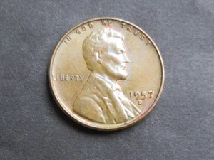 Circulated Error Die Chip 1957-D Lincoln Wheat Penny, as Shown - Picture 1 of 4