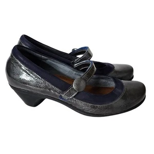 Naot Womens Mary Janes Shoes EU 39 US 8 - 8.5 Gray Patent Leather With Navy Trim - Picture 1 of 9