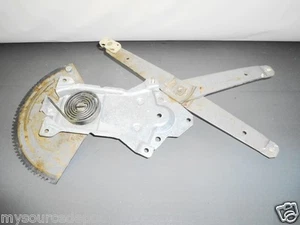 1991-2005 Explorer,Mountaineer,Navajo,Sport Trac, LEFT REGULATOR W/O MOTOR - Picture 1 of 2