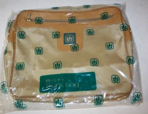 New and Vintage Avon Women's Messenger Airline Flight Bag Tan - Picture 1 of 5