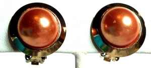 PENDIENTES DE COLECCIÓN REDONDOS CON CLIP PERLA SINTÉTICA LT NARANJA - Imagen 1 de 2